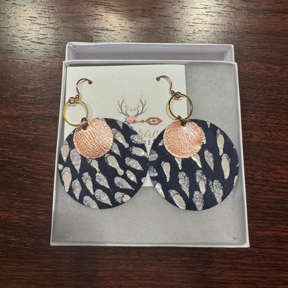 - Averee Grace Designs Navy blue and copper leather earrings NWT